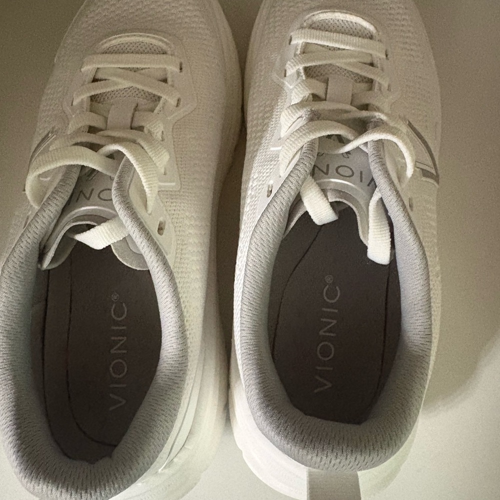 New. Vionic White and Gray Sneakers for Women. - Picture 11 of 12